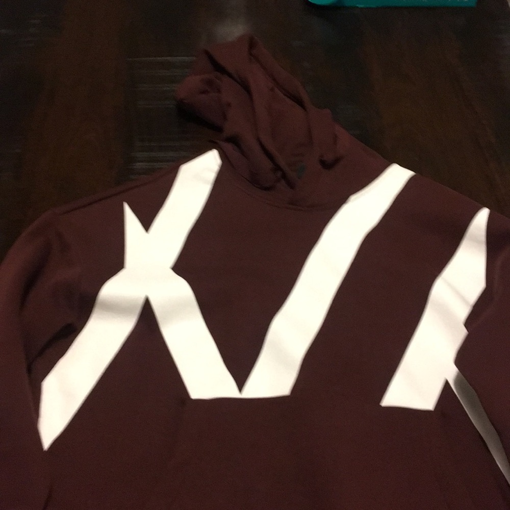 ❗️NEW H&M hoodie (Burgundy and white striped)